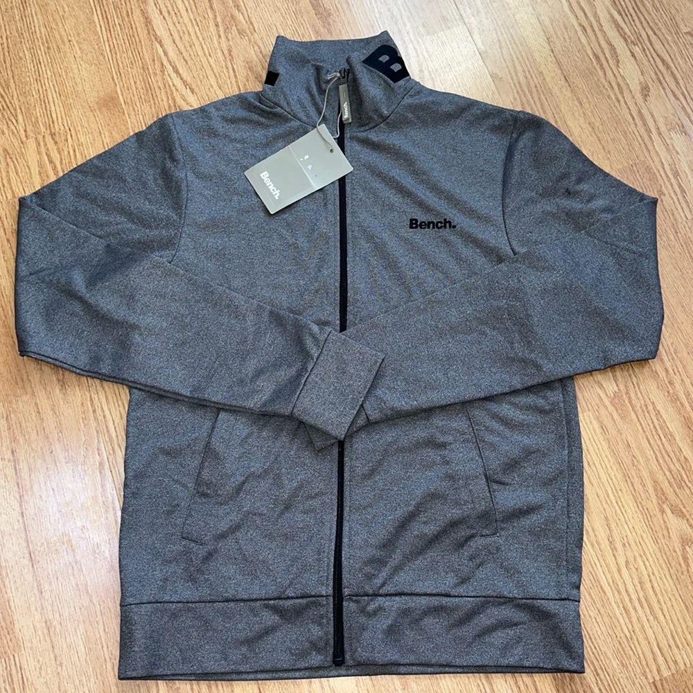 NWT Men’s BENCH Zip-up Sweater
